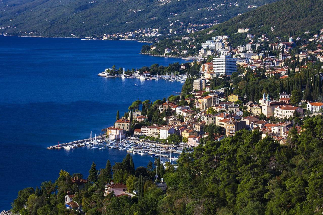 Apartments Matacin With Sea View Opatija Zewnętrze zdjęcie