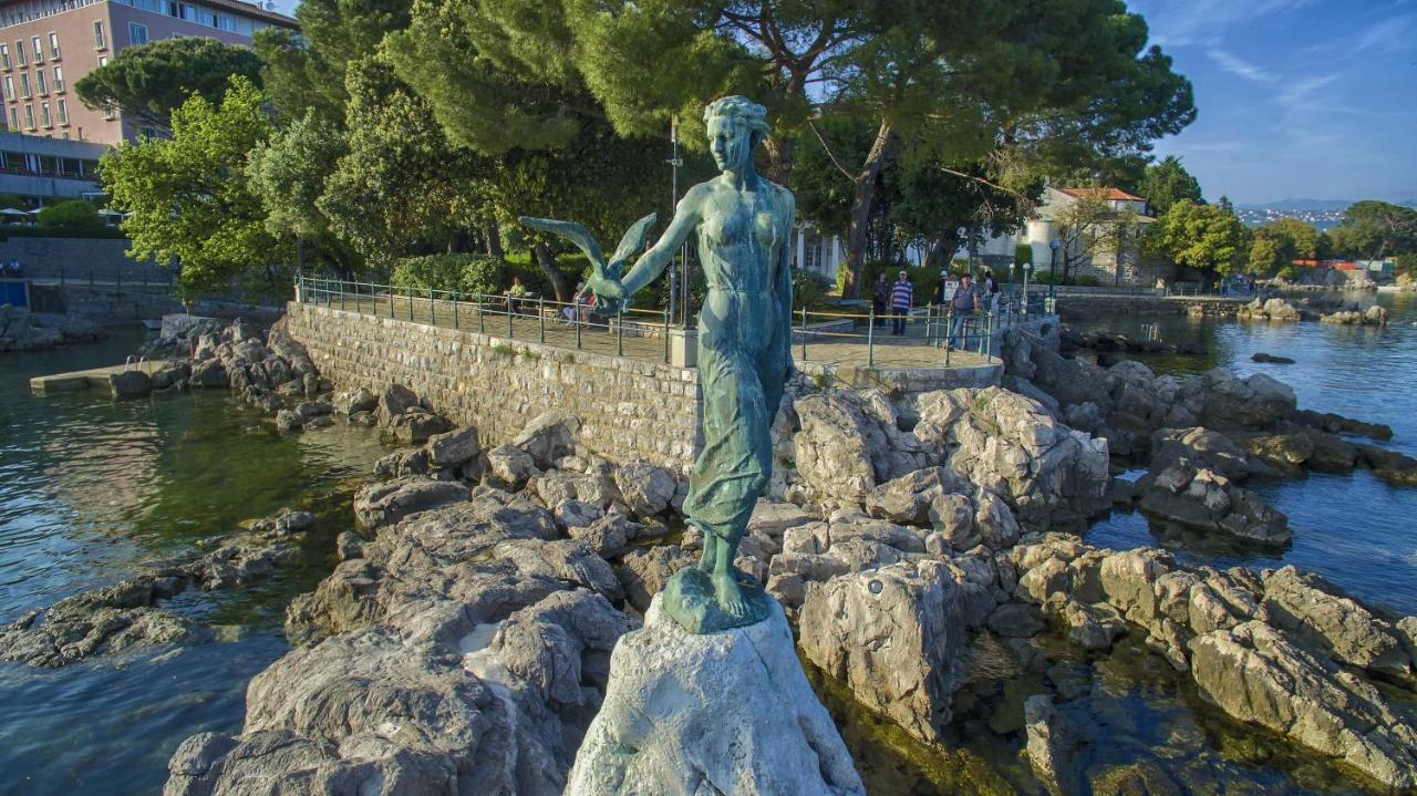 Apartments Matacin With Sea View Opatija Zewnętrze zdjęcie